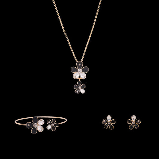 Flower And Diamond Jewelry Three-piece Necklace