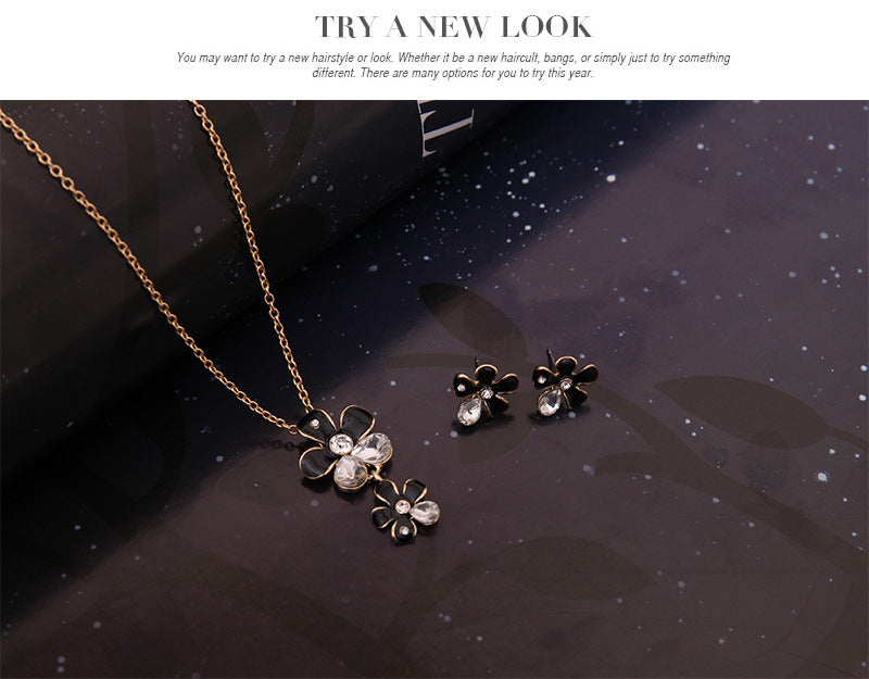 Flower And Diamond Jewelry Three-piece Necklace
