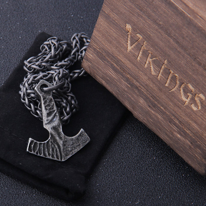 Fashion And Trendy Jewelry Metal Necklace