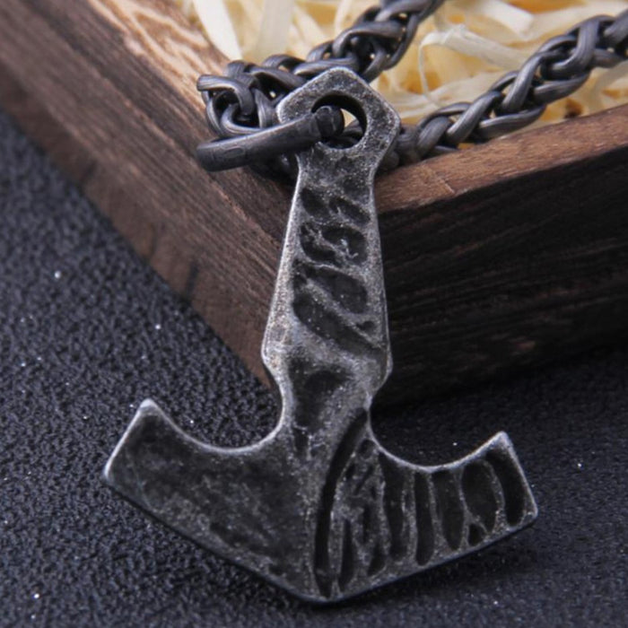 Fashion And Trendy Jewelry Metal Necklace